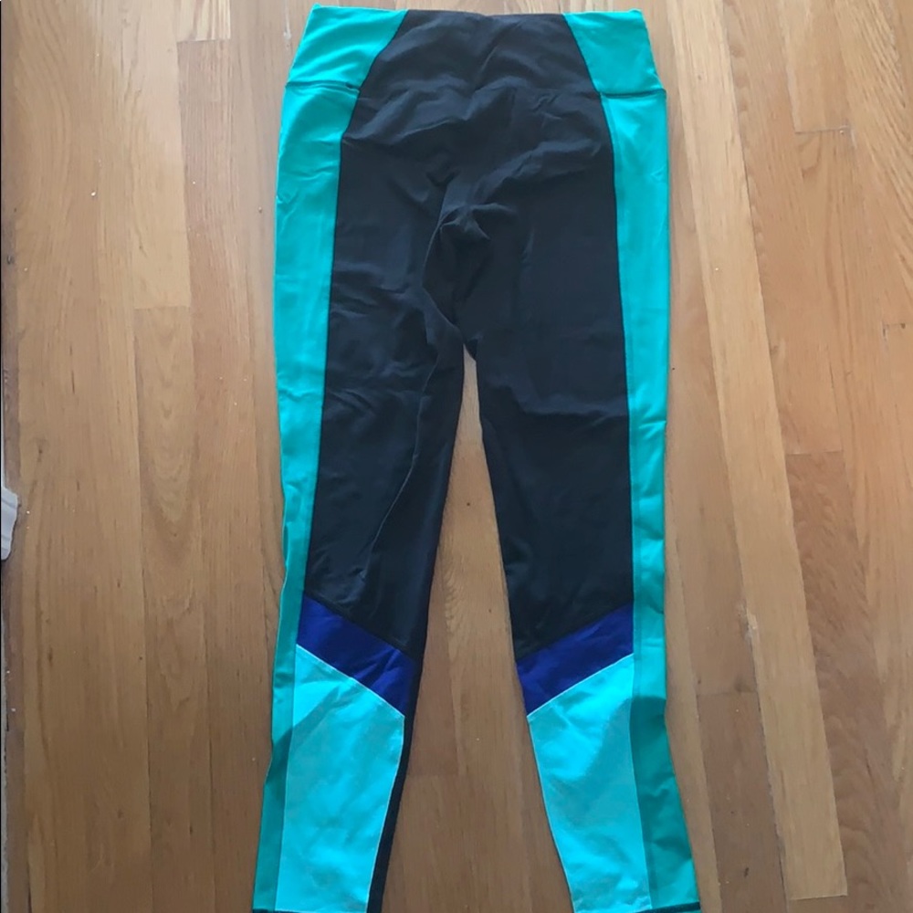 Victoria’s Sport Leggings